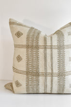 Indian Bhujodi Pillow - Ivory and Sand